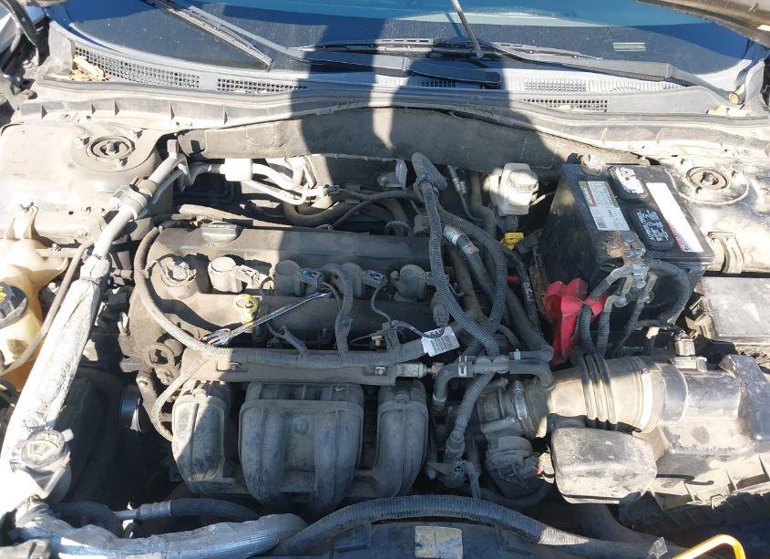 Photo 10 of 2012 Ford Fusion SE (VIN 3FAHP0HA5CR377204)