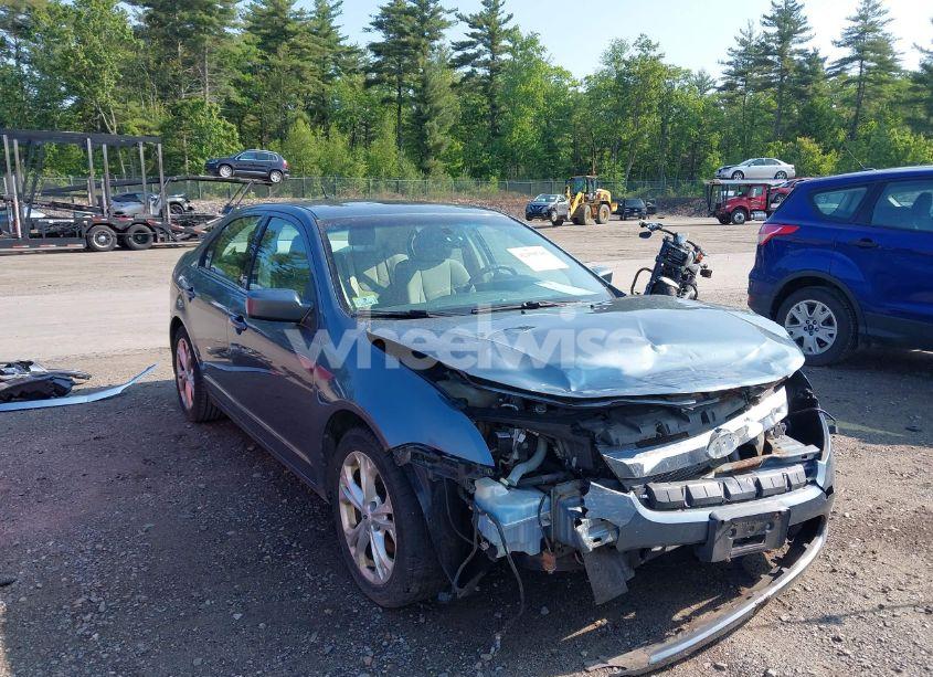 2012 Ford Fusion SE (VIN 3FAHP0HA5CR378689) main photo