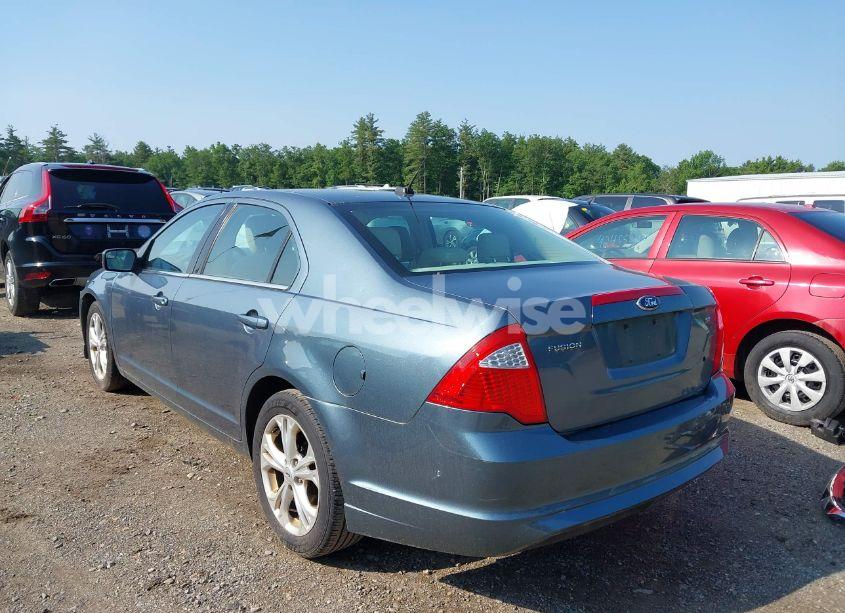 Photo 3 of 2012 Ford Fusion SE (VIN 3FAHP0HA5CR378689)