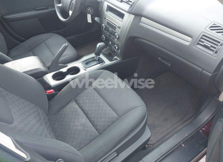 Photo 5 of 2012 Ford Fusion SE (VIN 3FAHP0HA5CR389319)