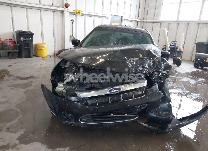 Photo 12 of 2012 Ford Fusion SE (VIN 3FAHP0HA5CR403929)