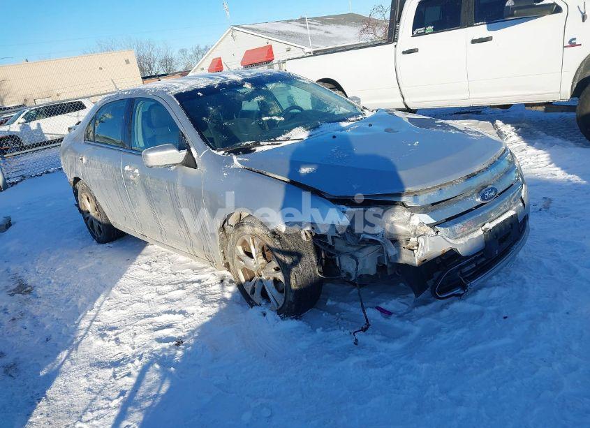 2012 Ford Fusion SE (VIN 3FAHP0HA5CR431794) main photo