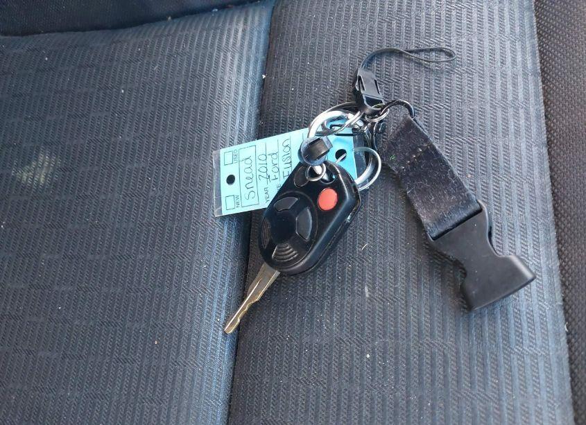 Photo 11 of 2010 Ford Fusion SE (VIN 3FAHP0HA6AR156238)