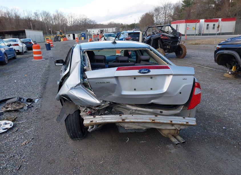 Photo 6 of 2010 Ford Fusion SE (VIN 3FAHP0HA6AR156238)