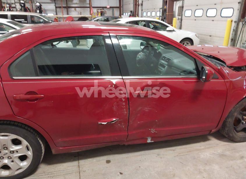 Photo 13 of 2010 Ford Fusion SE (VIN 3FAHP0HA6AR184525)