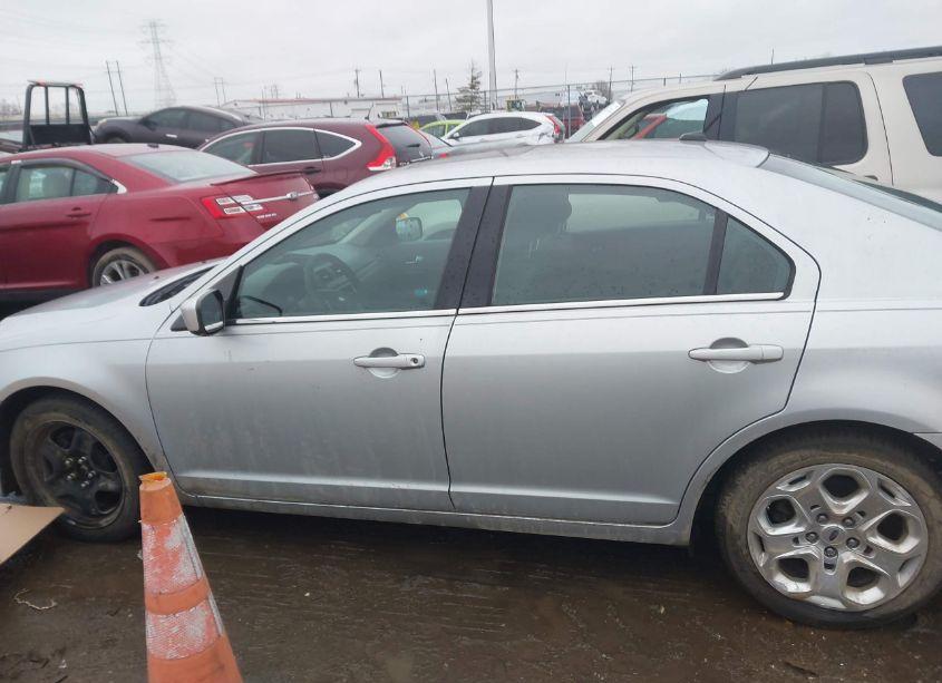 Photo 14 of 2010 Ford Fusion SE (VIN 3FAHP0HA6AR316618)