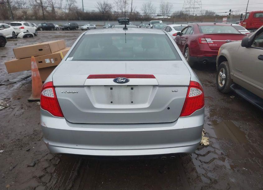 Photo 16 of 2010 Ford Fusion SE (VIN 3FAHP0HA6AR316618)