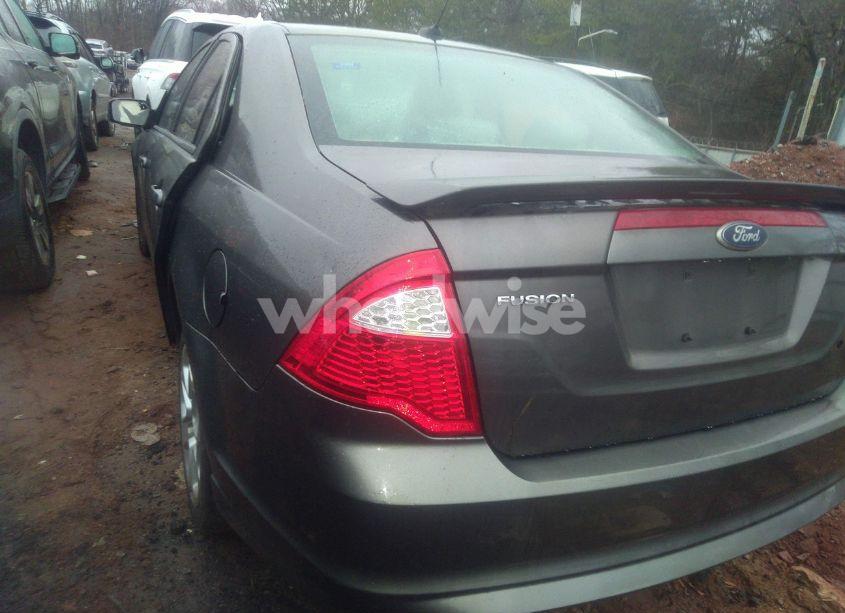 Photo 3 of 2010 Ford Fusion SE (VIN 3FAHP0HA6AR393764)