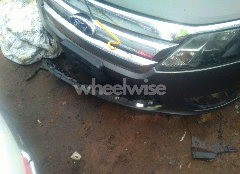 Photo 6 of 2010 Ford Fusion SE (VIN 3FAHP0HA6AR393764)