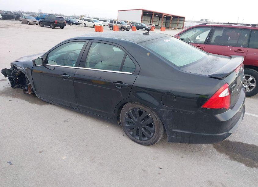 Photo 3 of 2010 Ford Fusion SE (VIN 3FAHP0HA6AR399659)