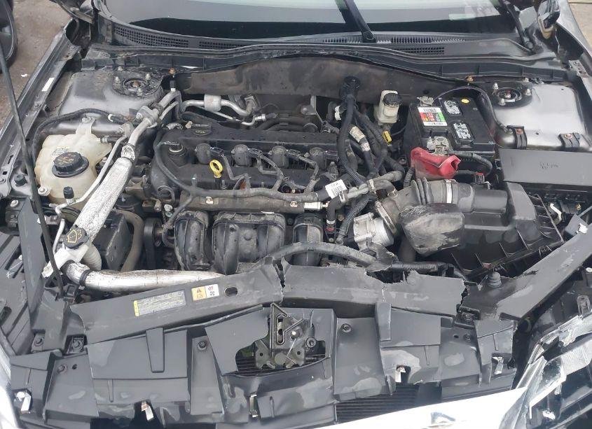 Photo 10 of 2010 Ford Fusion SE (VIN 3FAHP0HA6AR421952)