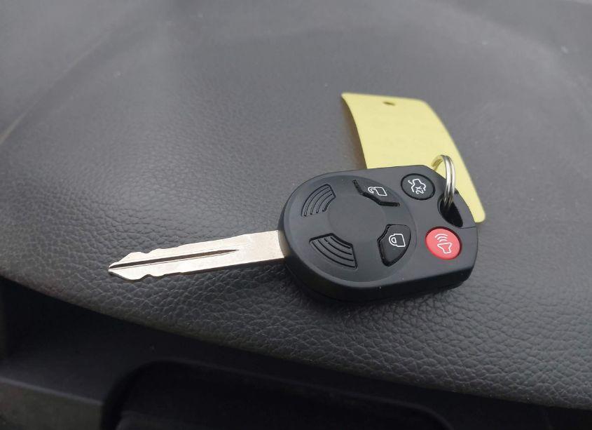 Photo 11 of 2010 Ford Fusion SE (VIN 3FAHP0HA6AR421952)