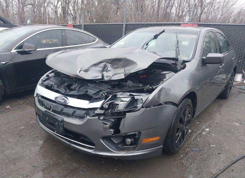 Photo 6 of 2010 Ford Fusion SE (VIN 3FAHP0HA6AR421952)