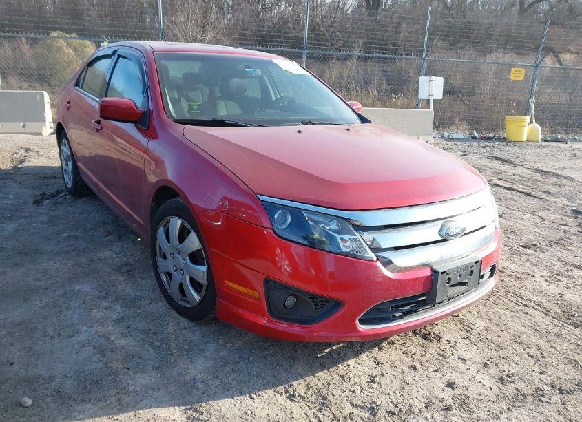 2010 Ford Fusion SE (VIN 3FAHP0HA6AR422664) main photo