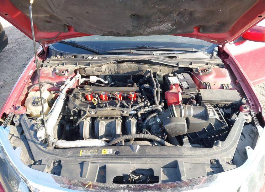 Photo 10 of 2010 Ford Fusion SE (VIN 3FAHP0HA6AR422664)