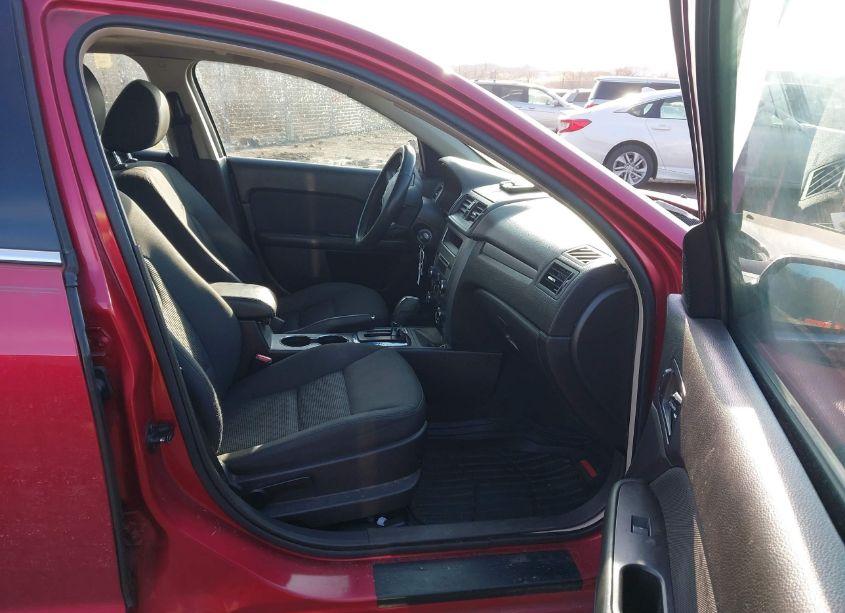 Photo 5 of 2010 Ford Fusion SE (VIN 3FAHP0HA6AR422664)