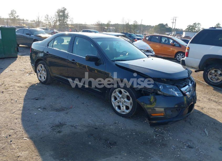 2011 Ford Fusion SE (VIN 3FAHP0HA6BR168892) main photo