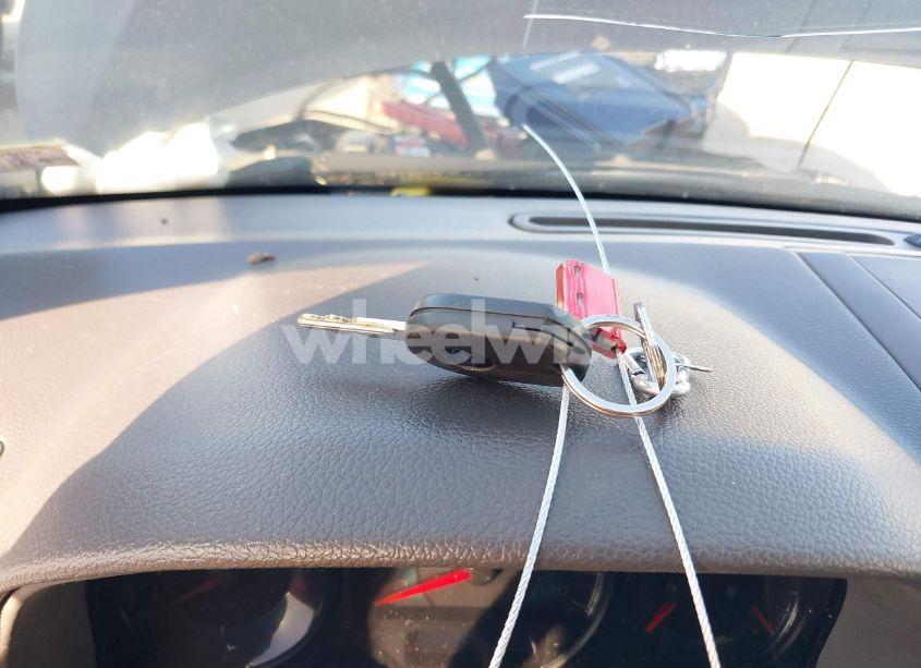 Photo 11 of 2011 Ford Fusion SE (VIN 3FAHP0HA6BR168892)