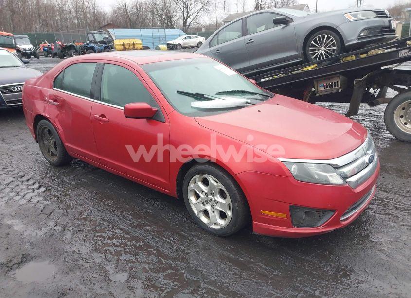 2011 Ford Fusion SE (VIN 3FAHP0HA6BR200644) main photo