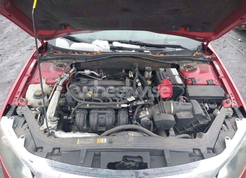 Photo 10 of 2011 Ford Fusion SE (VIN 3FAHP0HA6BR200644)