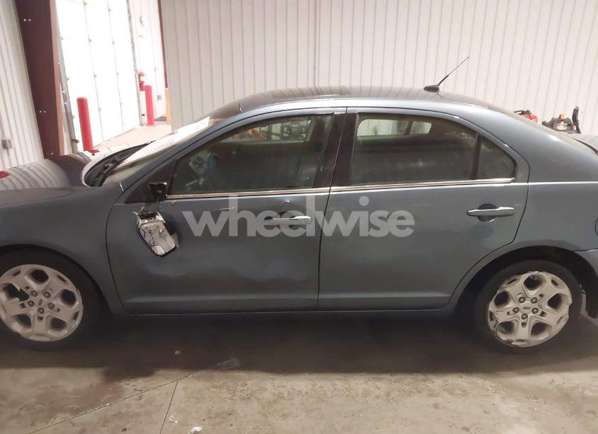 Photo 14 of 2011 Ford Fusion SE (VIN 3FAHP0HA6BR200739)