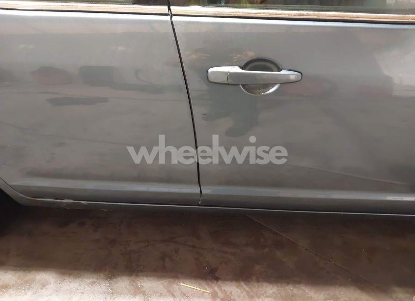 Photo 17 of 2011 Ford Fusion SE (VIN 3FAHP0HA6BR200739)