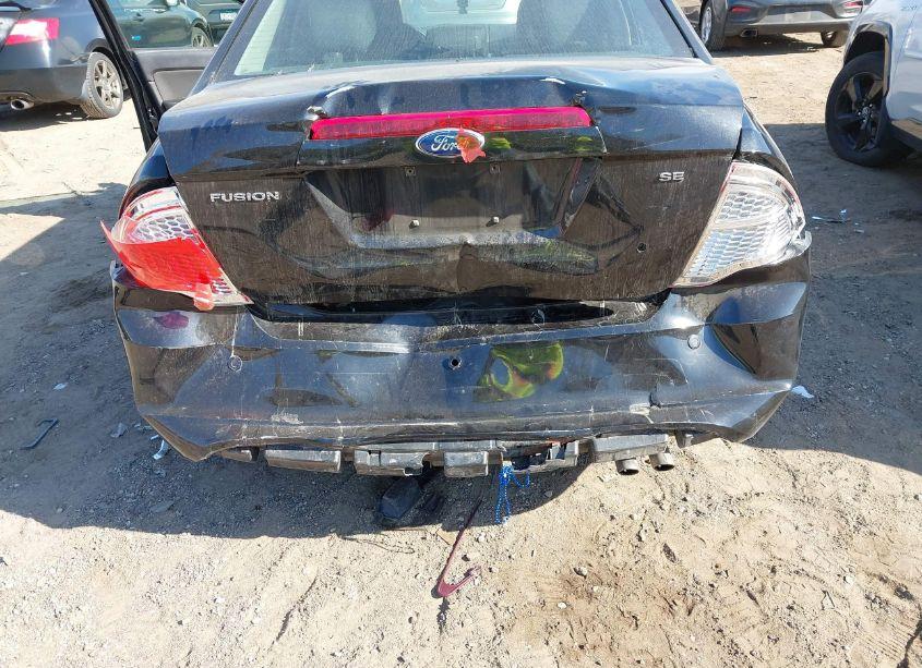 Photo 6 of 2011 Ford Fusion SE (VIN 3FAHP0HA6BR211479)