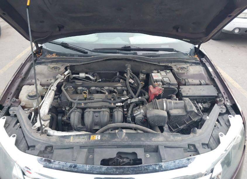 Photo 10 of 2011 Ford Fusion SE (VIN 3FAHP0HA6BR234731)