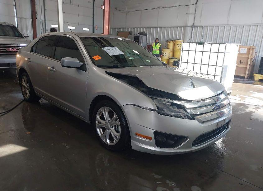 2011 Ford Fusion SE (VIN 3FAHP0HA6BR257622) main photo