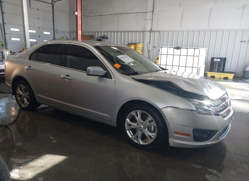 Photo 13 of 2011 Ford Fusion SE (VIN 3FAHP0HA6BR257622)