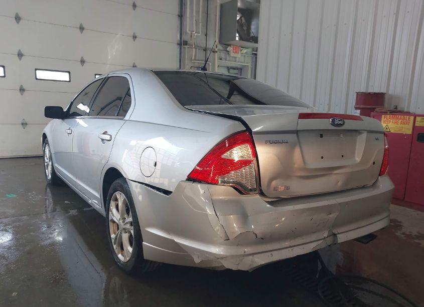 Photo 3 of 2011 Ford Fusion SE (VIN 3FAHP0HA6BR257622)