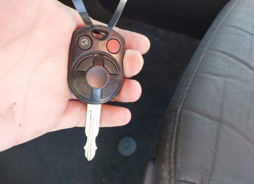 Photo 11 of 2011 Ford Fusion SE (VIN 3FAHP0HA6BR263176)