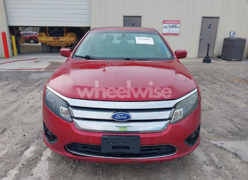 Photo 6 of 2011 Ford Fusion SE (VIN 3FAHP0HA6BR283962)