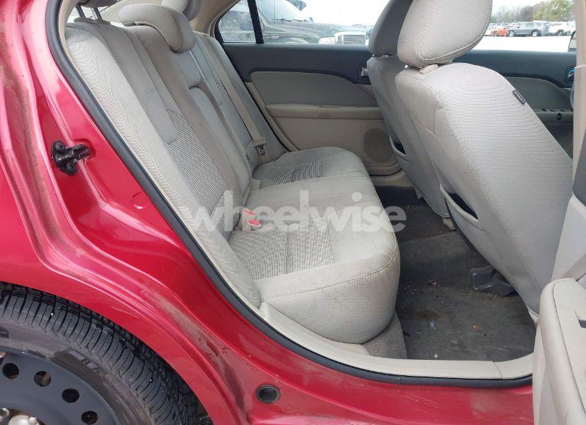 Photo 8 of 2011 Ford Fusion SE (VIN 3FAHP0HA6BR283962)