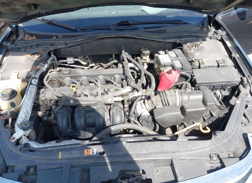 Photo 10 of 2011 Ford Fusion SE (VIN 3FAHP0HA6BR291530)