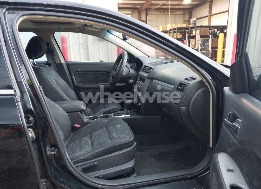 Photo 5 of 2012 Ford Fusion SE (VIN 3FAHP0HA6CR112548)