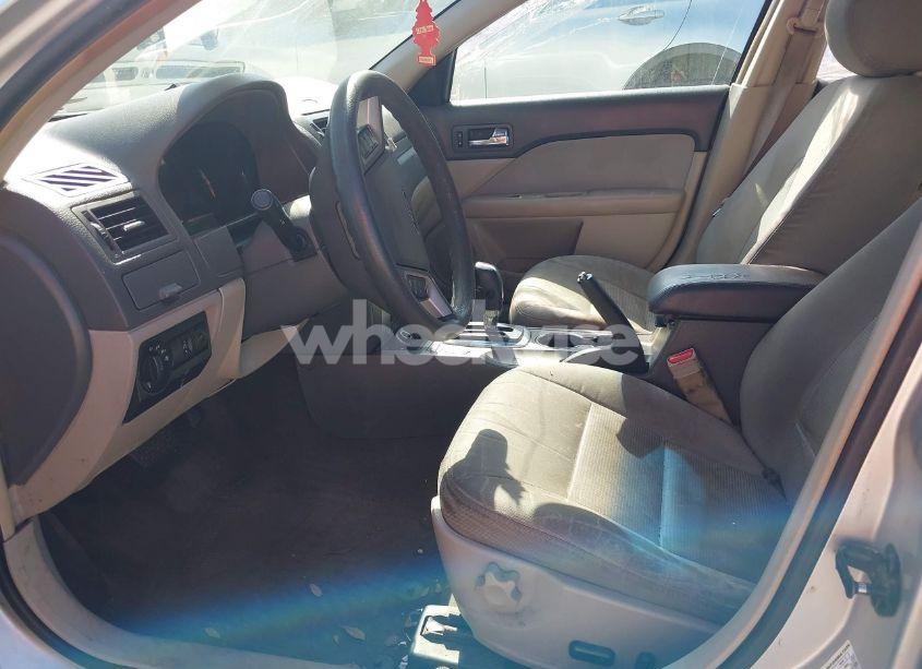 Photo 5 of 2012 Ford Fusion SE (VIN 3FAHP0HA6CR125980)