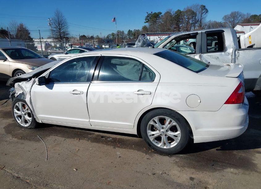 Photo 15 of 2012 Ford Fusion SE (VIN 3FAHP0HA6CR134761)