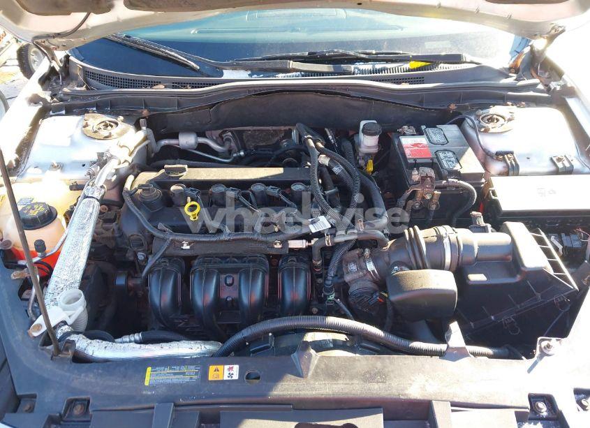 Photo 10 of 2012 Ford Fusion (VIN 3FAHP0HA6CR178968)