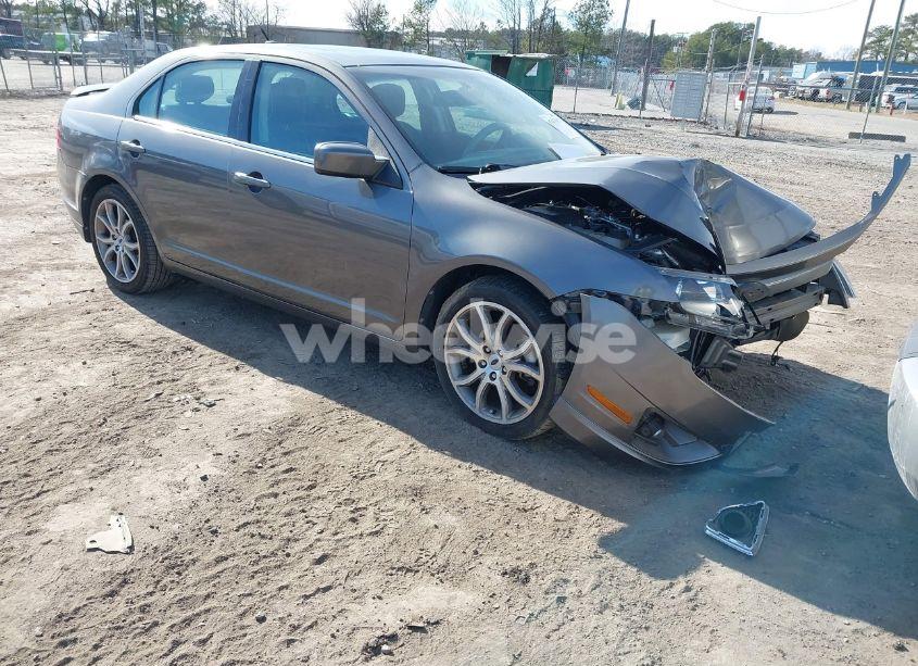 2012 Ford Fusion SE (VIN 3FAHP0HA6CR179974) main photo