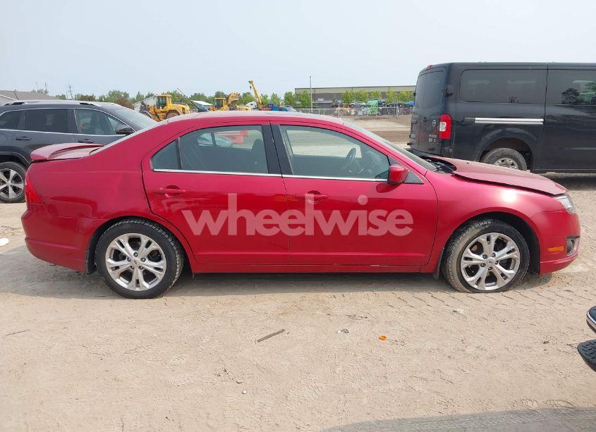 Photo 13 of 2012 Ford Fusion SE (VIN 3FAHP0HA6CR180400)