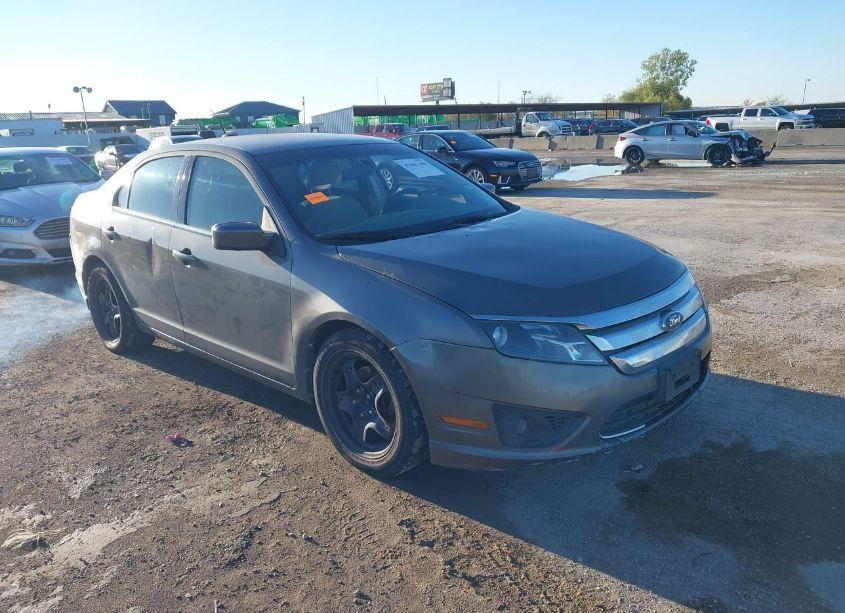 2012 Ford Fusion SE (VIN 3FAHP0HA6CR195186) main photo