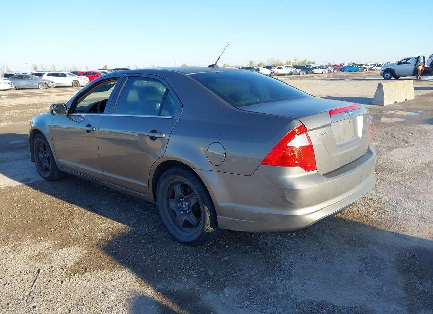 Photo 3 of 2012 Ford Fusion SE (VIN 3FAHP0HA6CR195186)