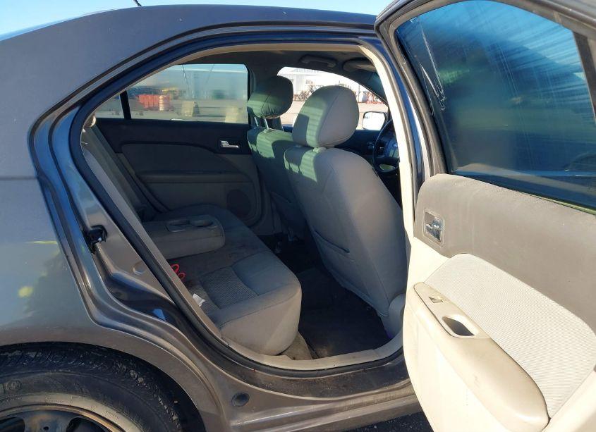 Photo 8 of 2012 Ford Fusion SE (VIN 3FAHP0HA6CR195186)