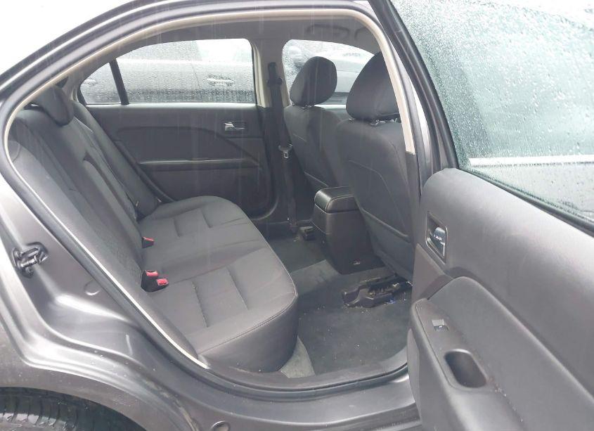 Photo 8 of 2012 Ford Fusion SE (VIN 3FAHP0HA6CR201360)