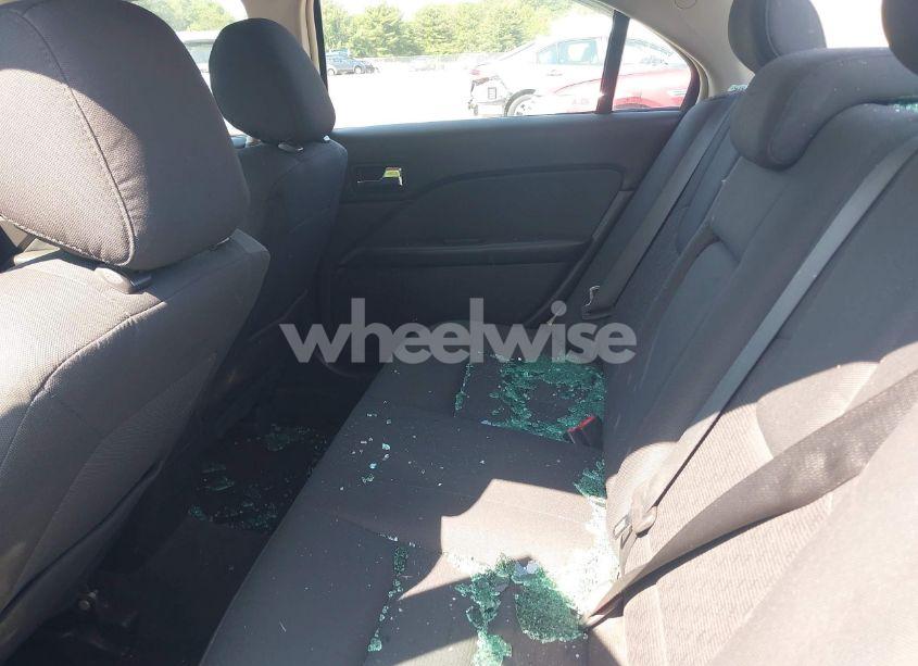 Photo 8 of 2012 Ford Fusion SE (VIN 3FAHP0HA6CR221124)