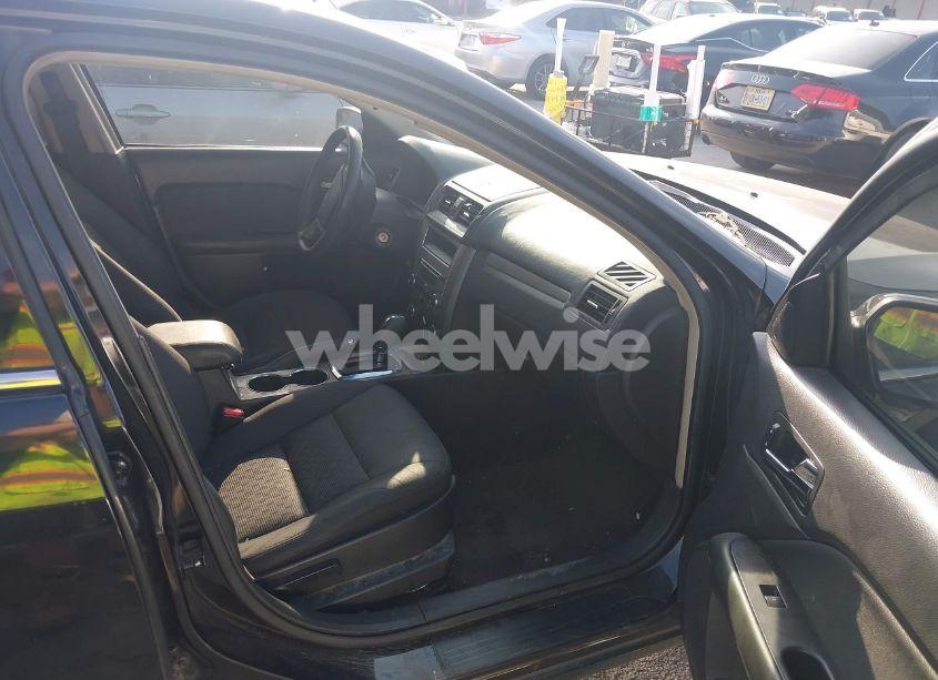 Photo 5 of 2012 Ford Fusion SE (VIN 3FAHP0HA6CR254513)