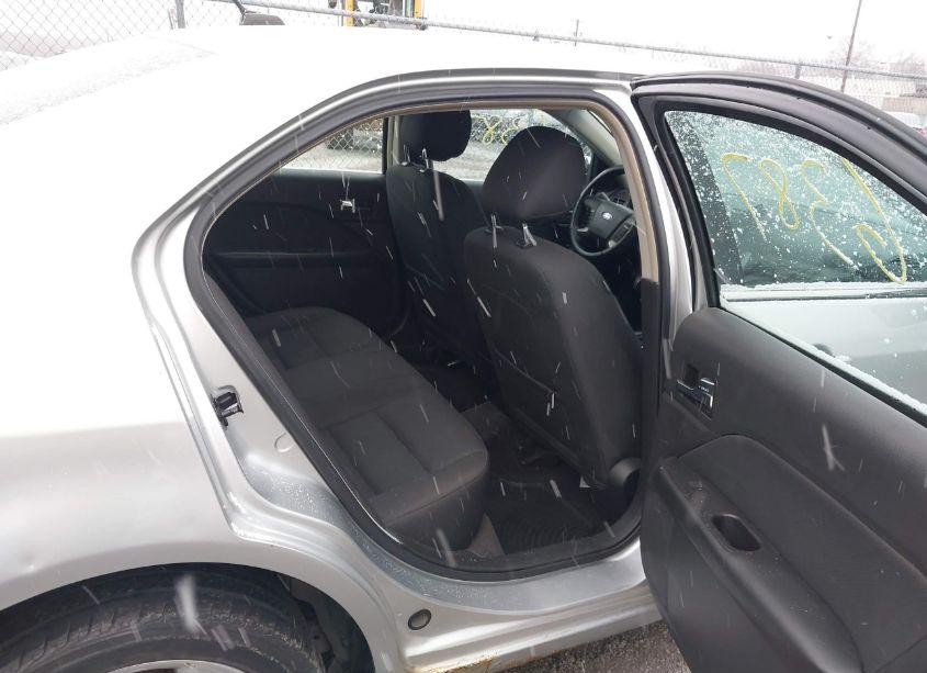 Photo 8 of 2012 Ford Fusion SE (VIN 3FAHP0HA6CR308571)