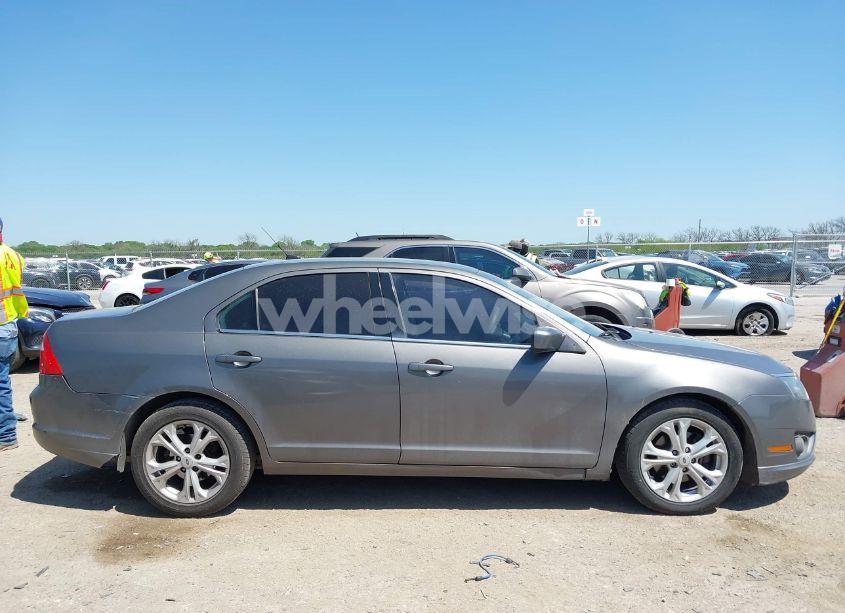 Photo 14 of 2012 Ford Fusion SE (VIN 3FAHP0HA6CR349086)