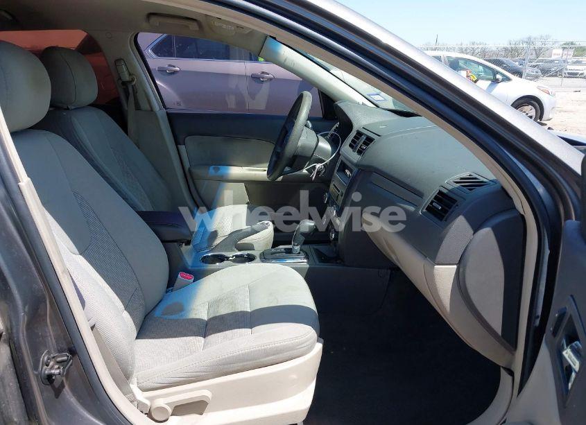 Photo 5 of 2012 Ford Fusion SE (VIN 3FAHP0HA6CR349086)